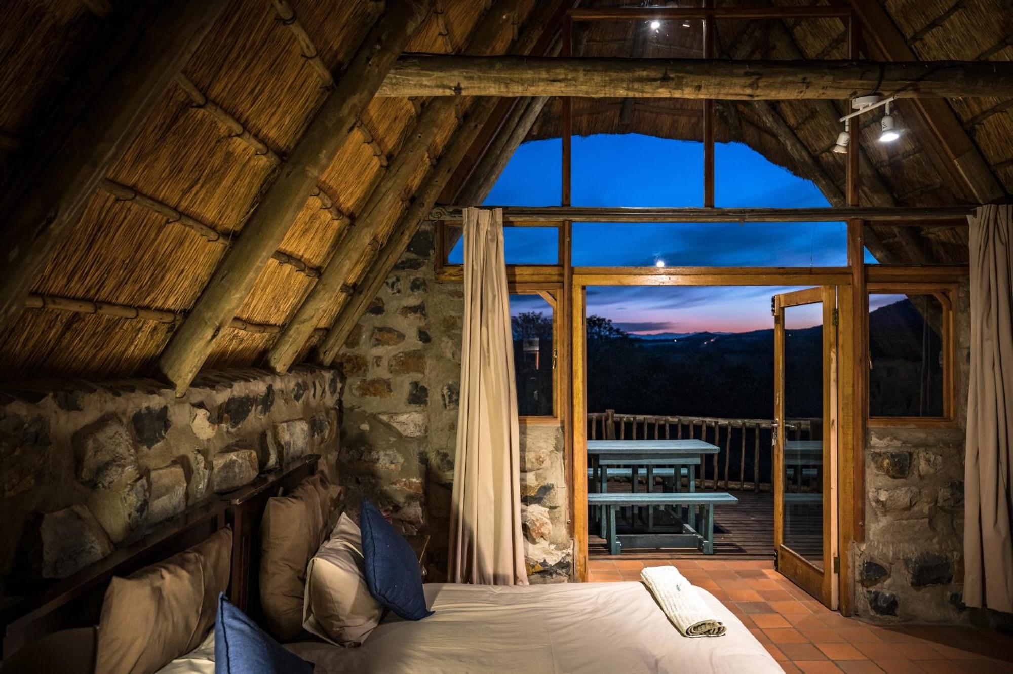 Tugela River Lodge Уинтъртън Екстериор снимка